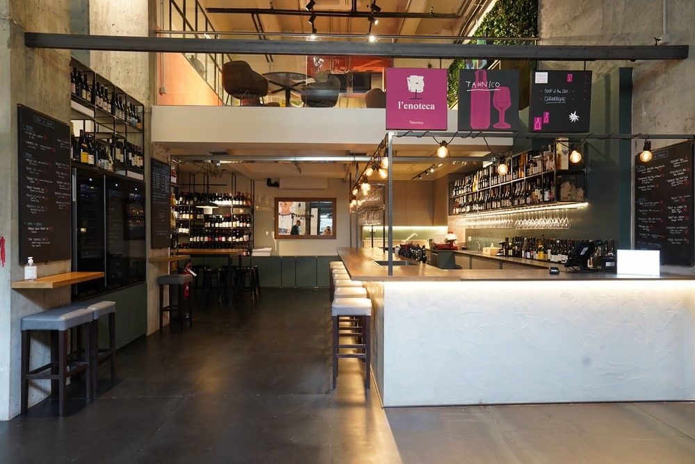 progettazione cantina vini Tannico Wine Bar Mercato Centrale, Milano